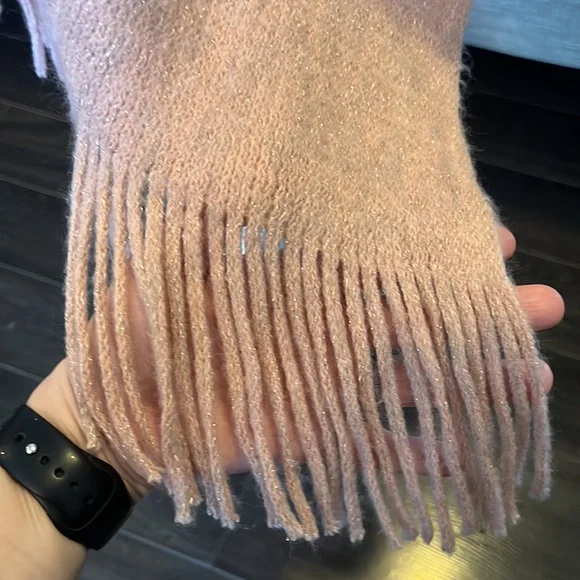 NWT  Chico's Cozy Cowlneck Poncho Mellow Rose with metallic Shimmer and … - Picture 7 of 9